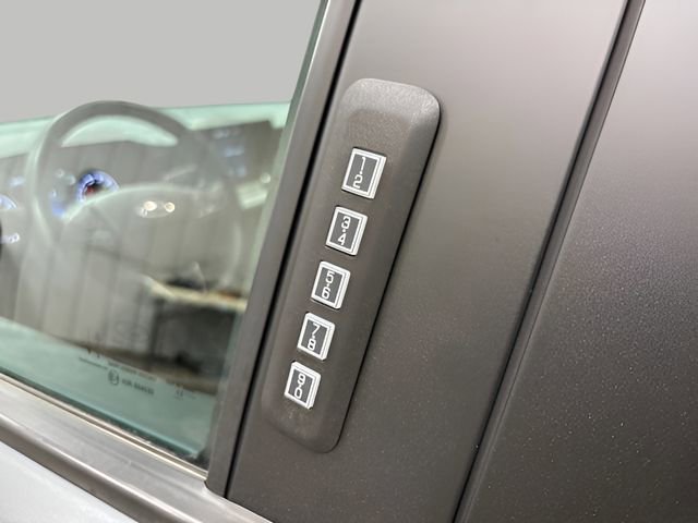 Used 2022 Ford Maverick Lariat image 15