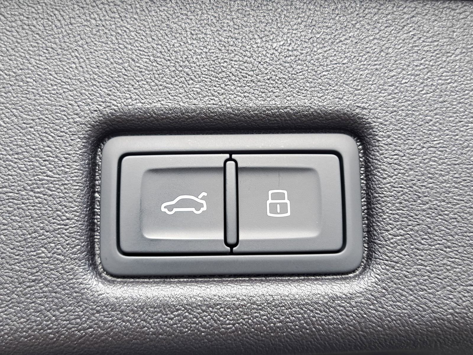 New 2025 Audi Q5 Premium Plus image 13