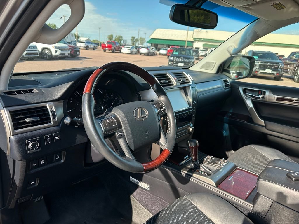 Used 2014 Lexus GX 460 Luxury AWD/4WD image 13