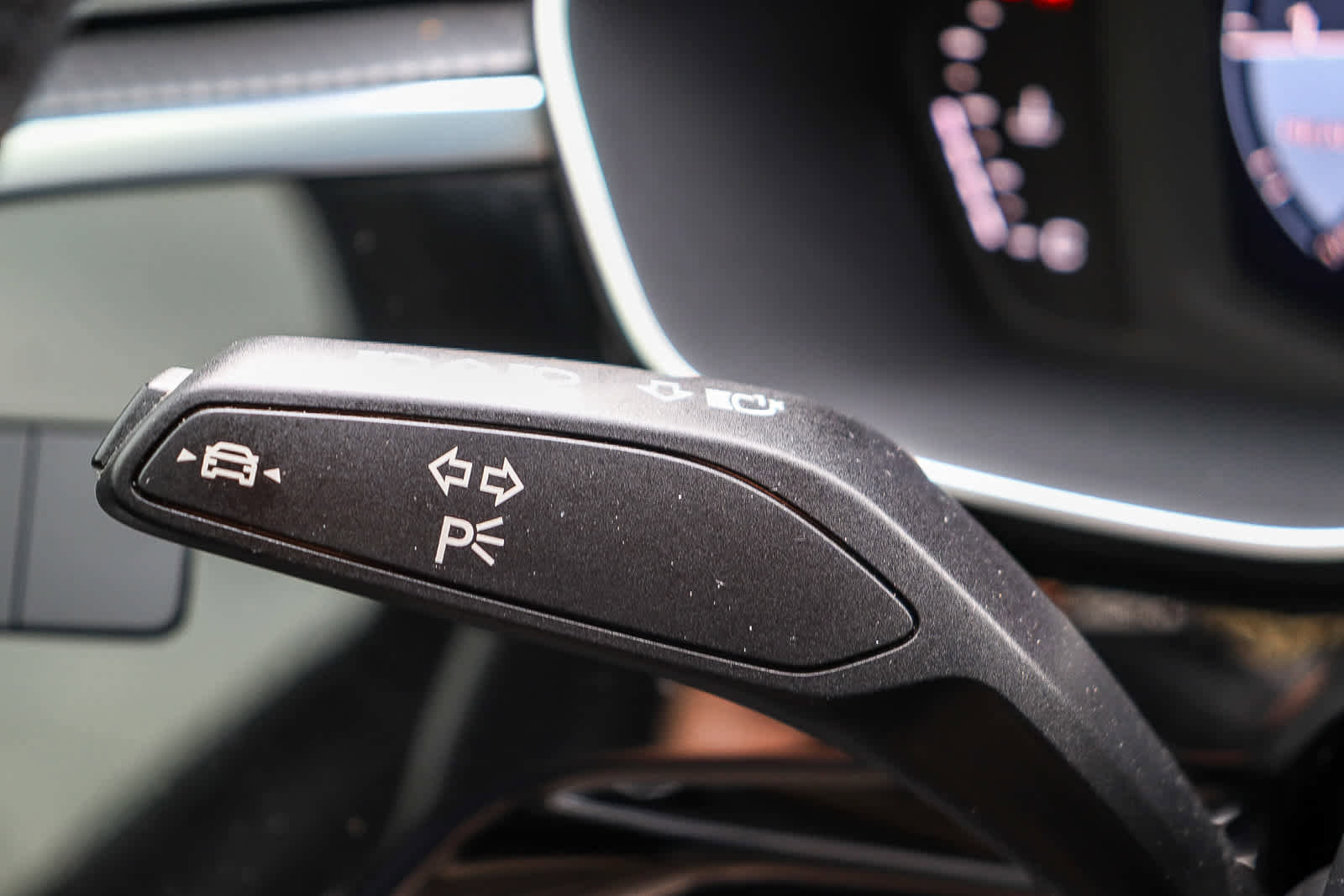 New 2023 Audi Q3 2.0T Premium w/ Black Optic Sport Package image 31