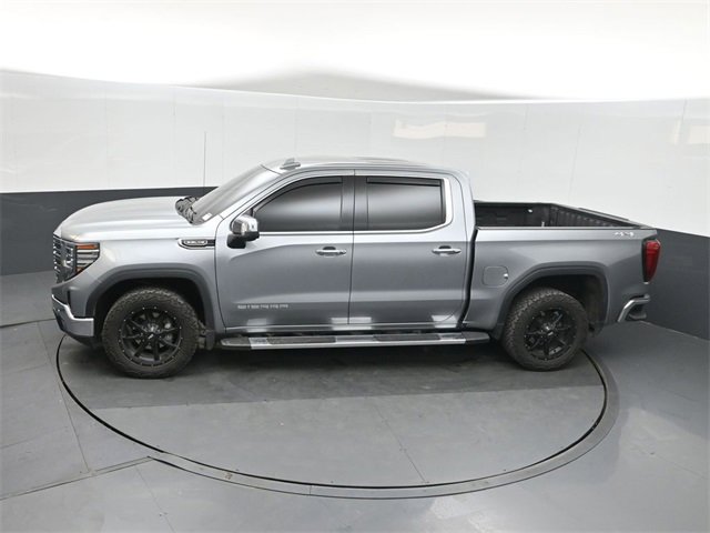 Used 2023 GMC Sierra 1500 SLT w/ SLT Premium Plus Package image 33