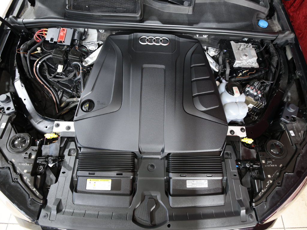 Used 2021 Audi Q7 2.0T Premium w/ Convenience Package AWD/4WD image 32
