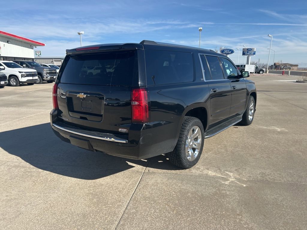 Used 2015 Chevrolet Suburban LTZ image 6