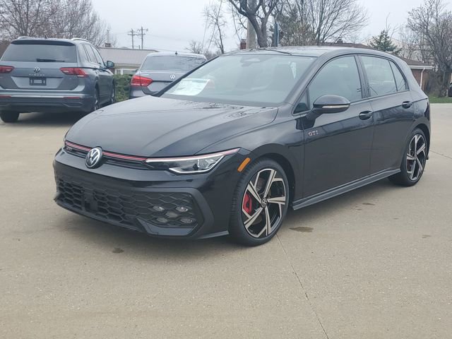 New 2026 Volkswagen GTI SE image 2