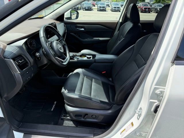 Certified 2023 Nissan Rogue SL w/ SL Premium Package AWD/4WD image 14