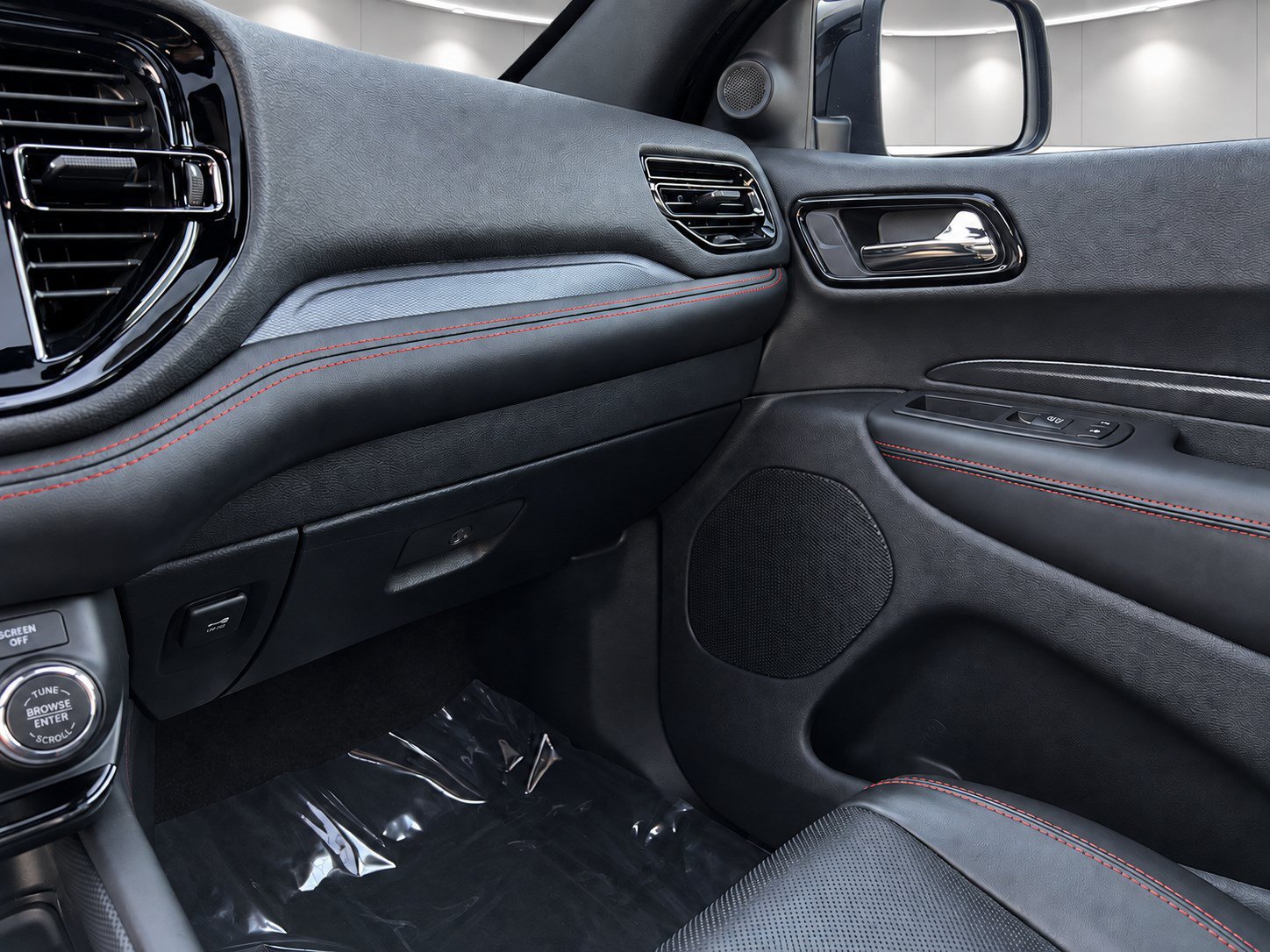 Used 2025 Dodge Durango R/T AWD/4WD image 16