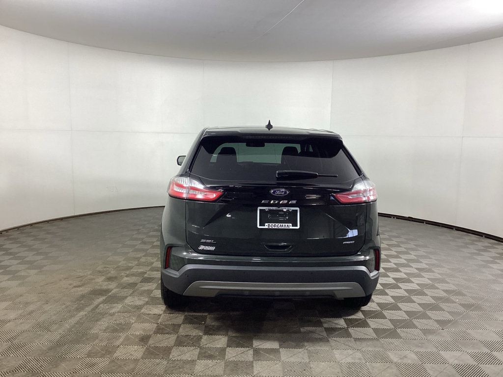 Used 2023 Ford Edge SEL w/ Convenience Package image 3