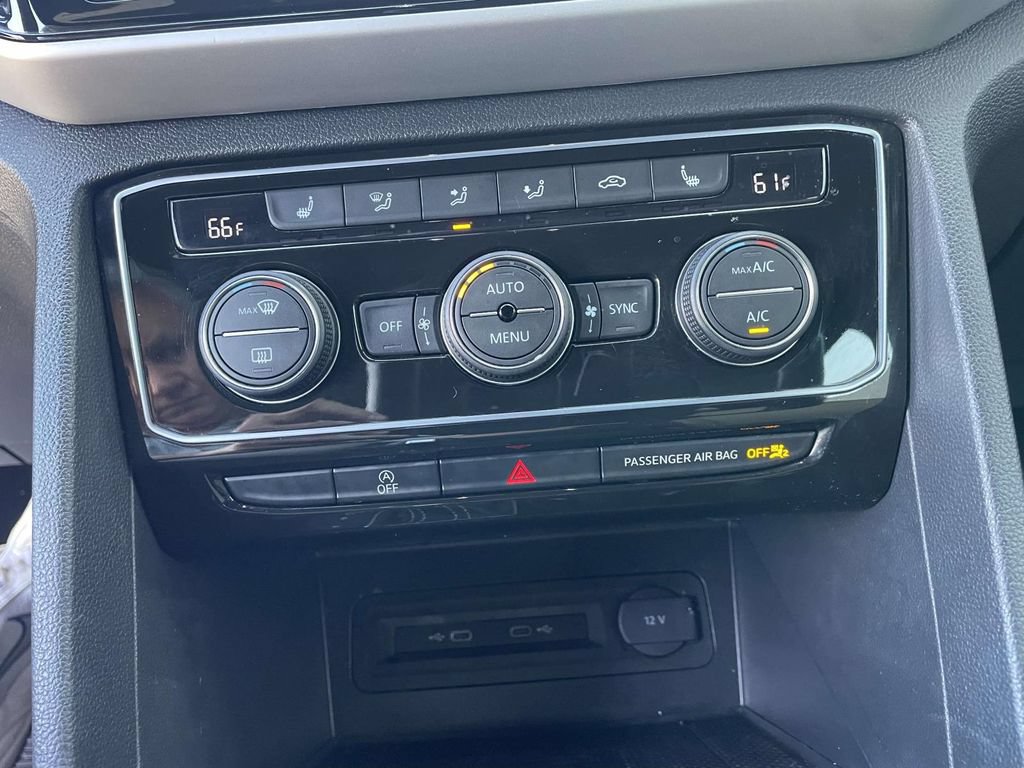 Certified 2022 Volkswagen Atlas Cross Sport SE FWD image 27