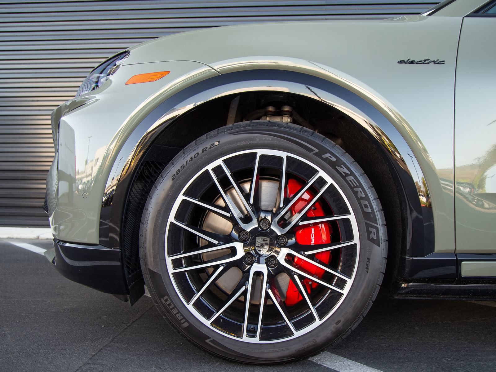 New 2026 Porsche Cayenne Turbo AWD/4WD image 11