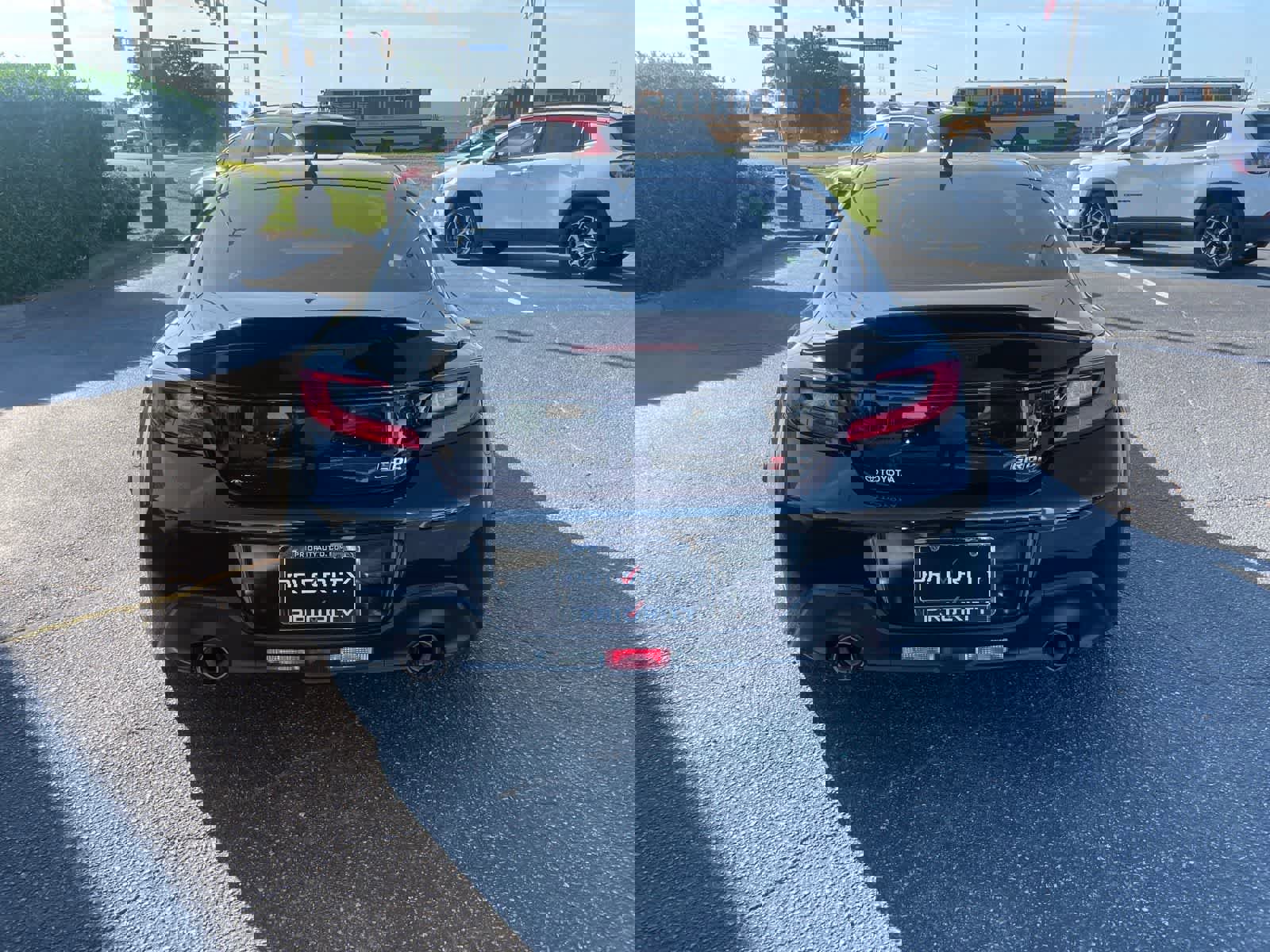 Used 2025 Toyota GR86 Premium w/ Performance Package image 4