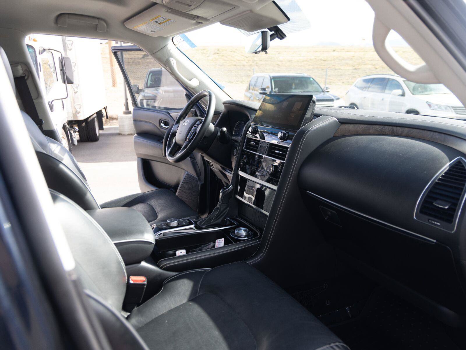 Used 2023 INFINITI QX80 Premium Select w/ Cargo Package AWD/4WD image 23
