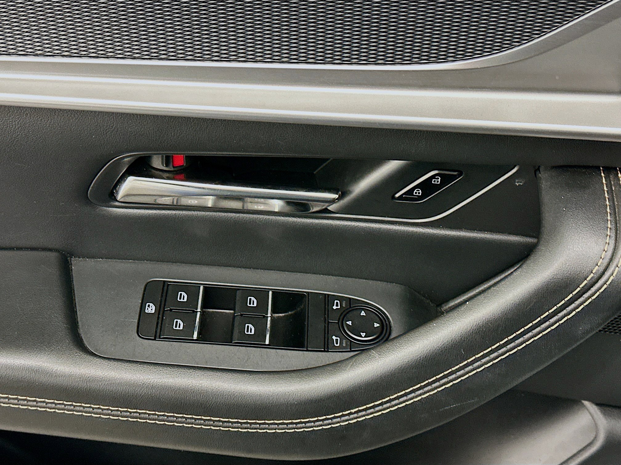 Used 2025 MAZDA CX-90 3.3 Turbo w/ Premium Sport Pkg image 15