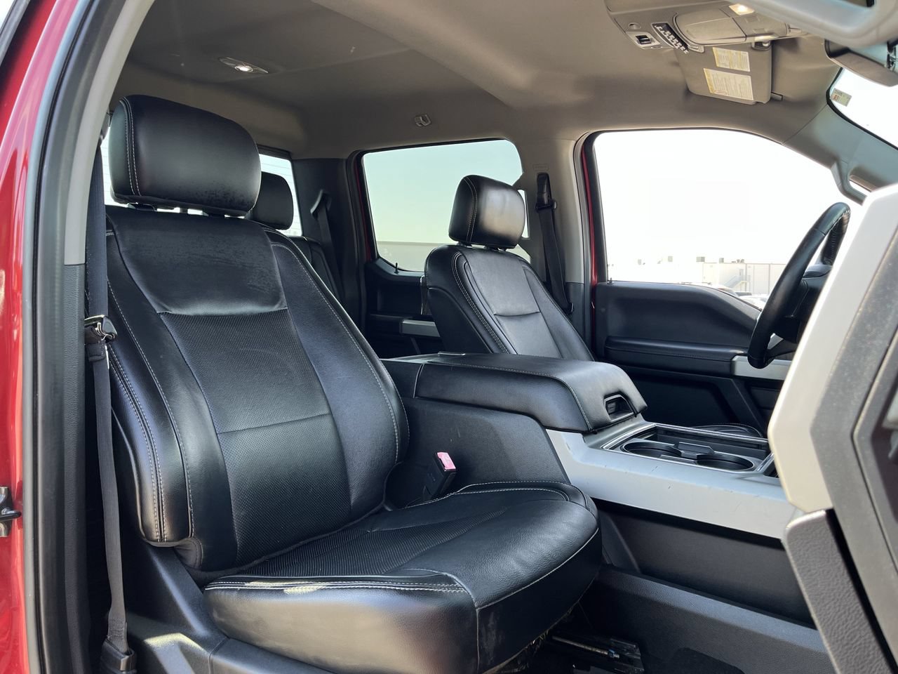 Used 2019 Ford F250 Lariat w/ Lariat Value Package AWD/4WD image 24
