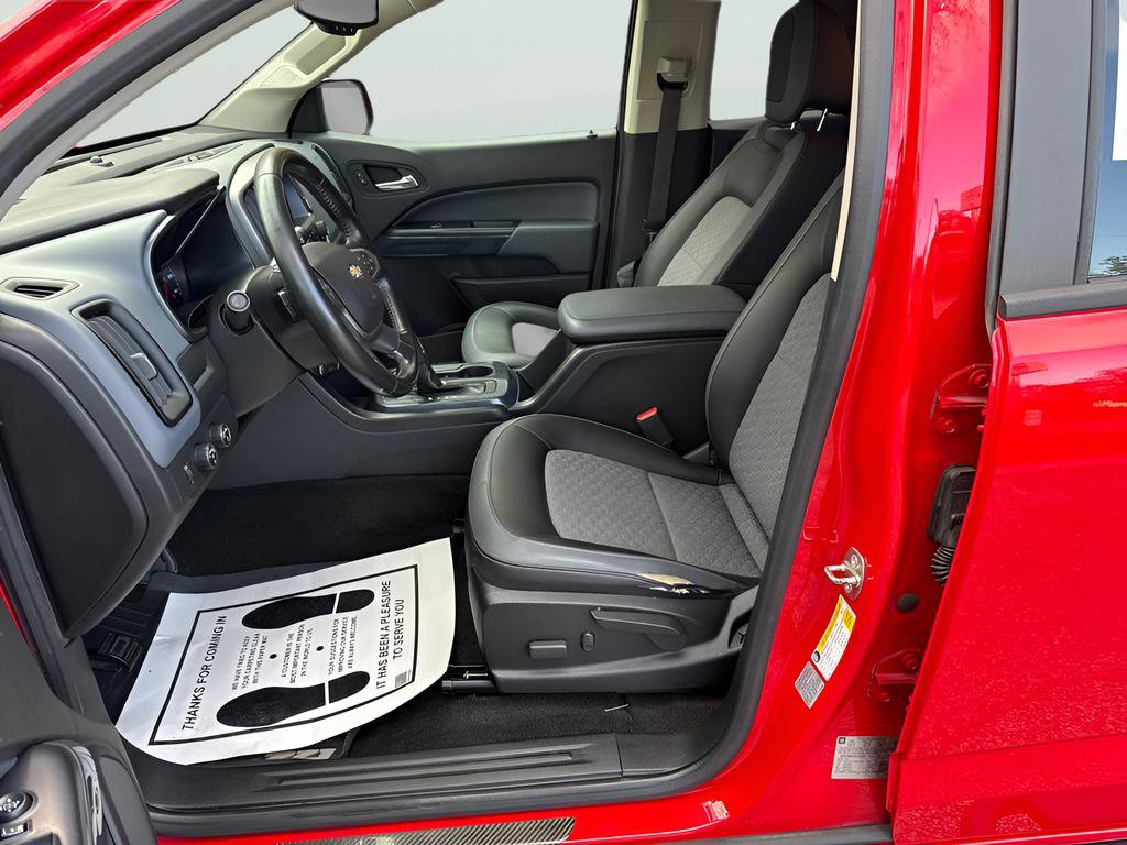 Used 2017 Chevrolet Colorado Z71 AWD/4WD image 17