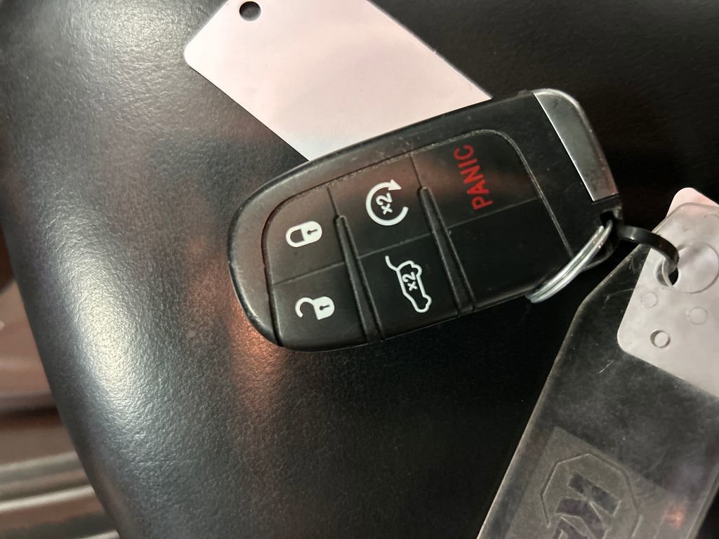 Used 2024 Dodge Durango GT image 22