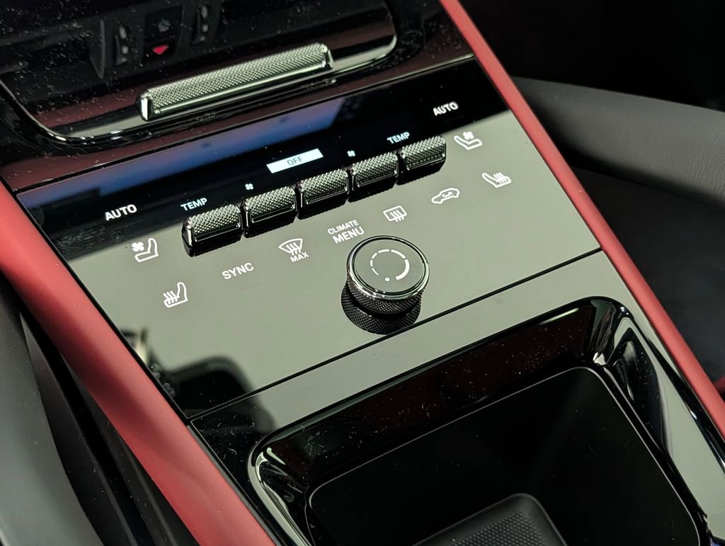 New 2026 Porsche Cayenne Coupe image 34