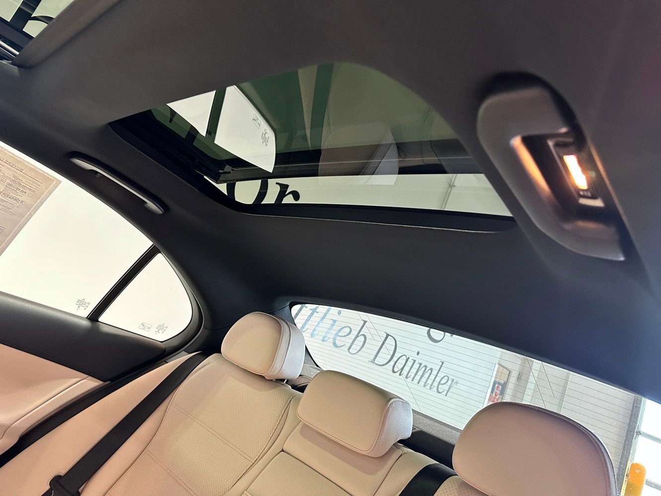 Certified 2023 Mercedes-Benz C 300 4MATIC Sedan image 31