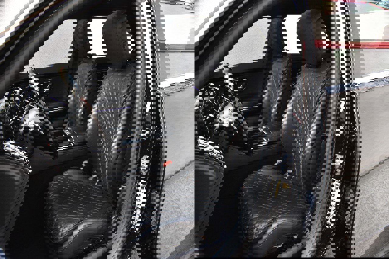 Used 2021 Mercedes-Benz S 580 4MATIC w/ AMG Line image 15