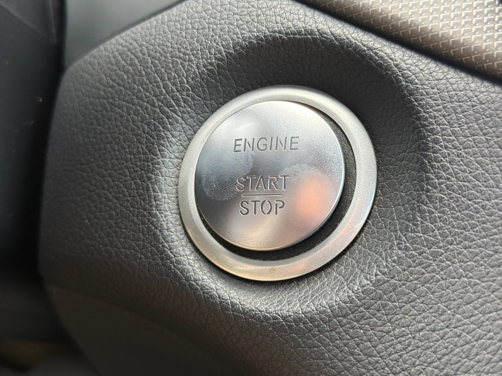 Certified 2020 Mercedes-Benz GLA 250 4MATIC image 21