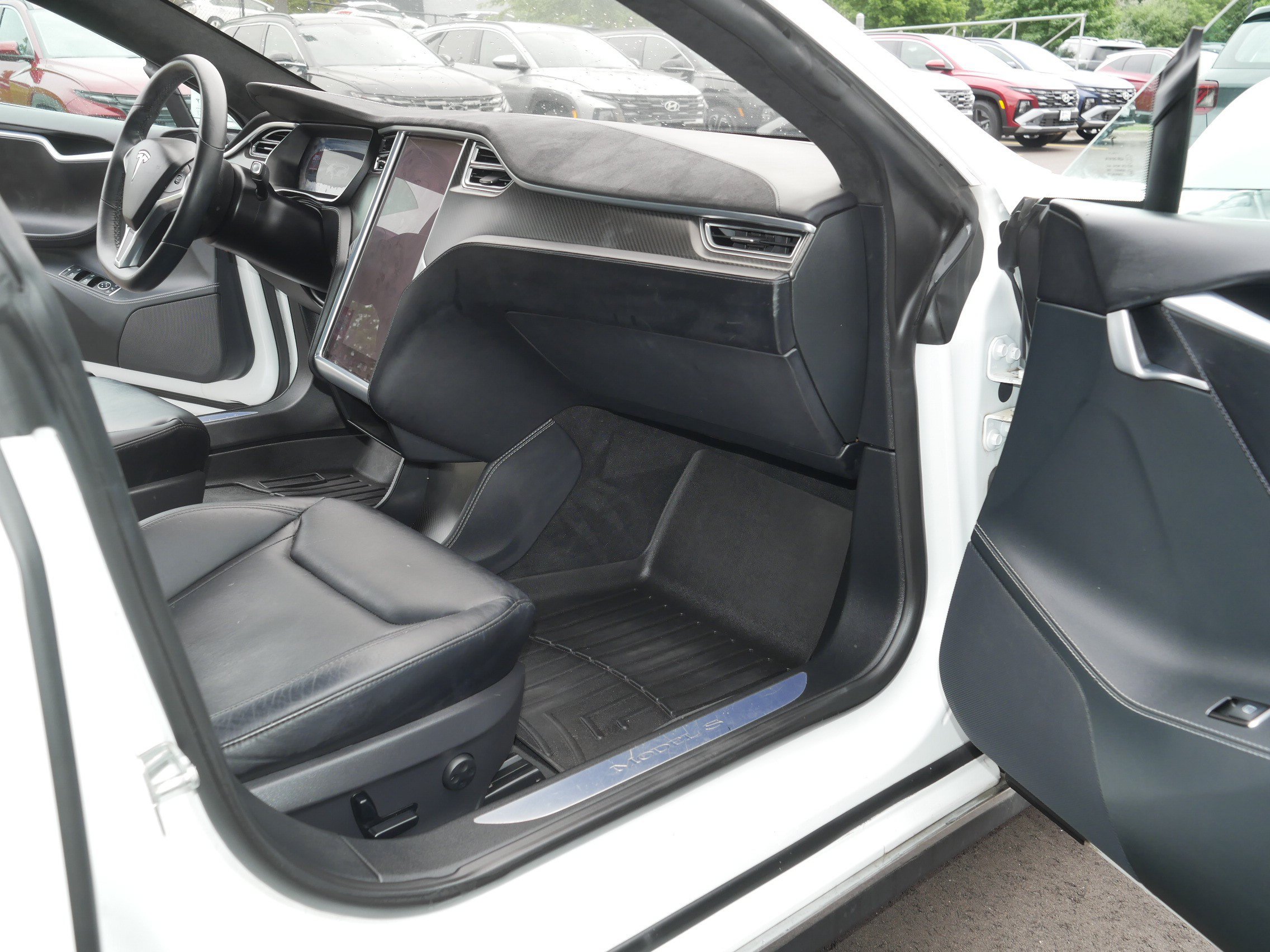 Used 2015 Tesla Model S 90D AWD/4WD image 19