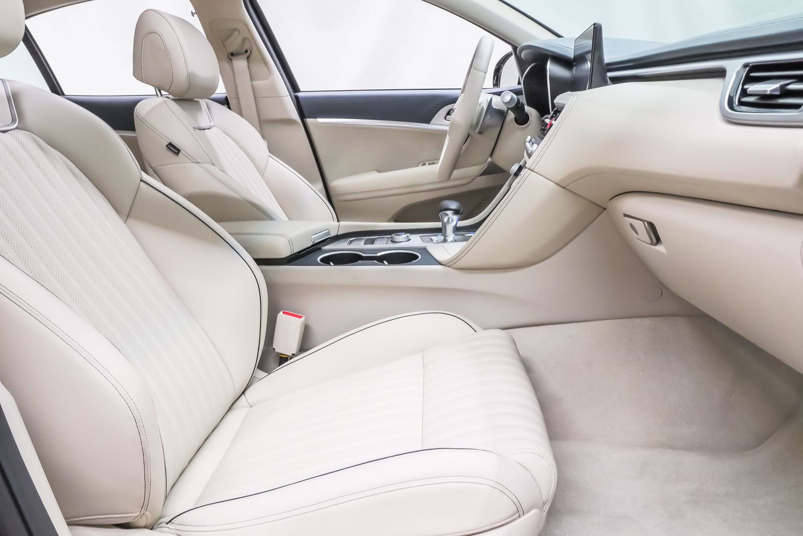 Certified 2026 Genesis G70 2.5T Prestige image 14