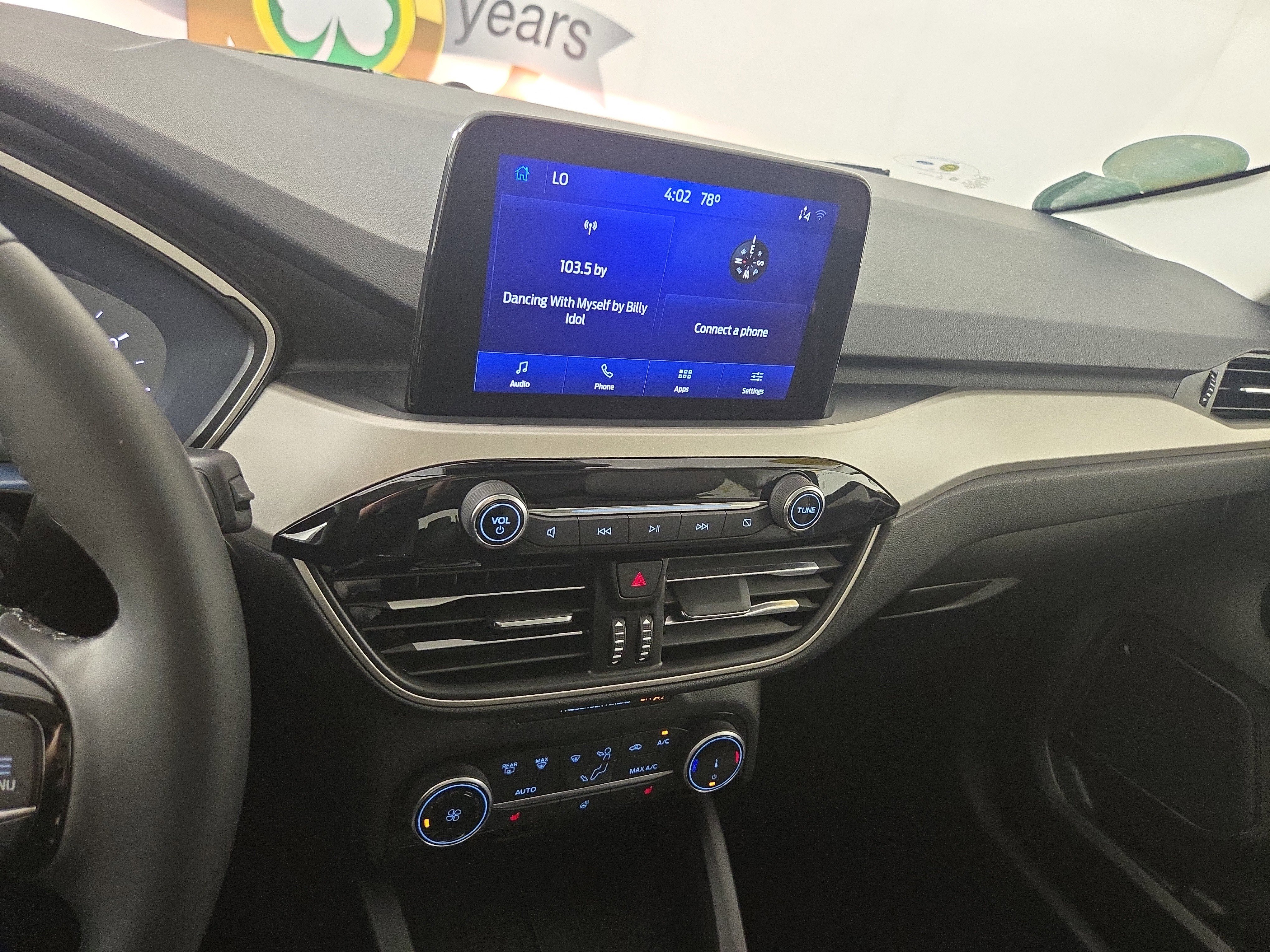 Used 2022 Ford Escape SE w/ Cold Weather Package image 23