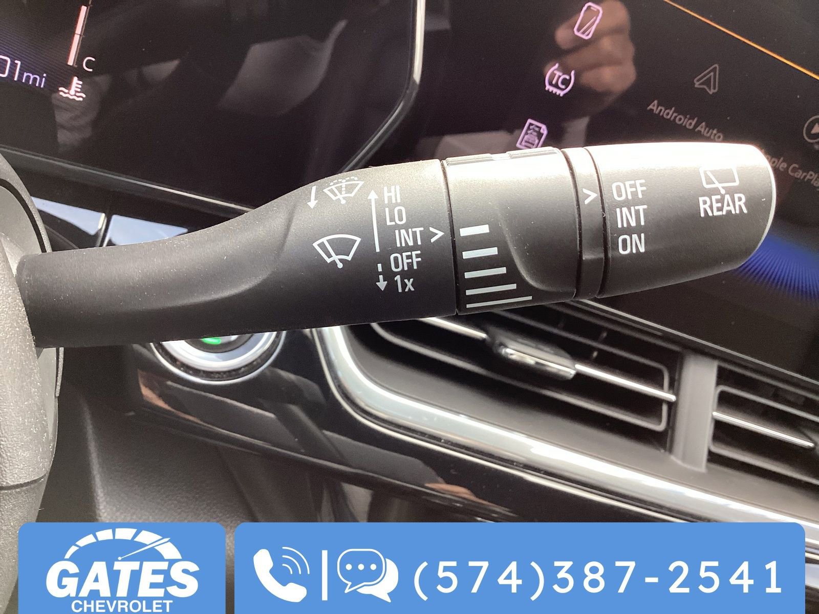 Used 2024 Chevrolet Trax RS w/ Sunroof Package image 27