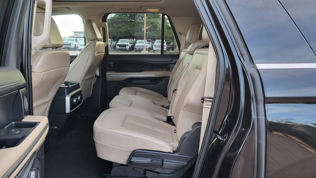 Used 2023 Ford Expedition Max Limited AWD/4WD image 24