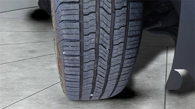 Used 2023 Toyota Highlander L image 29