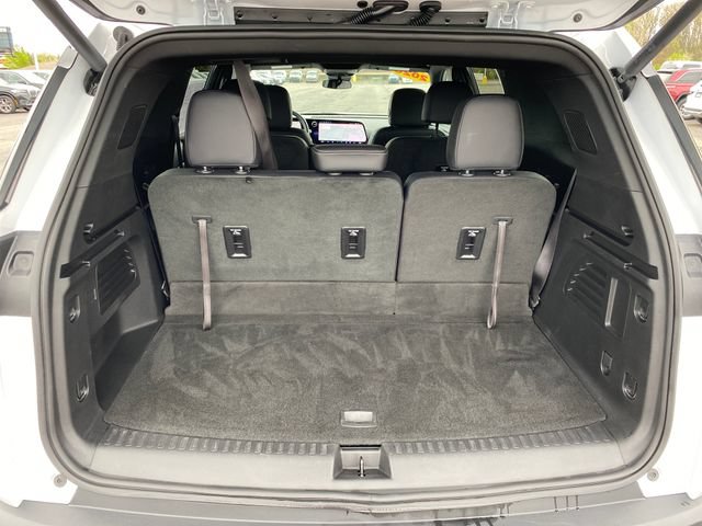 Certified 2026 Chevrolet Traverse LT AWD/4WD image 21