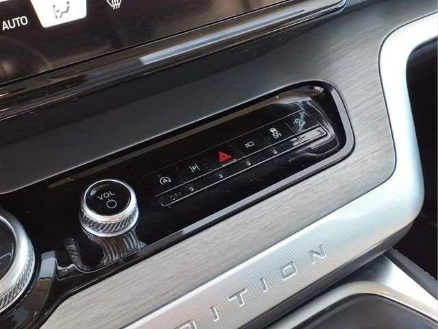 Used 2025 Ford Expedition Max Platinum image 10