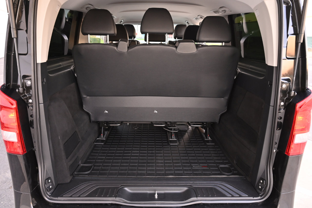 Used 2018 Mercedes-Benz Metris Passenger image 23