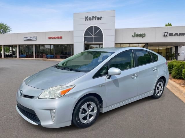 Used 2015 Toyota Prius Two FWD image 1