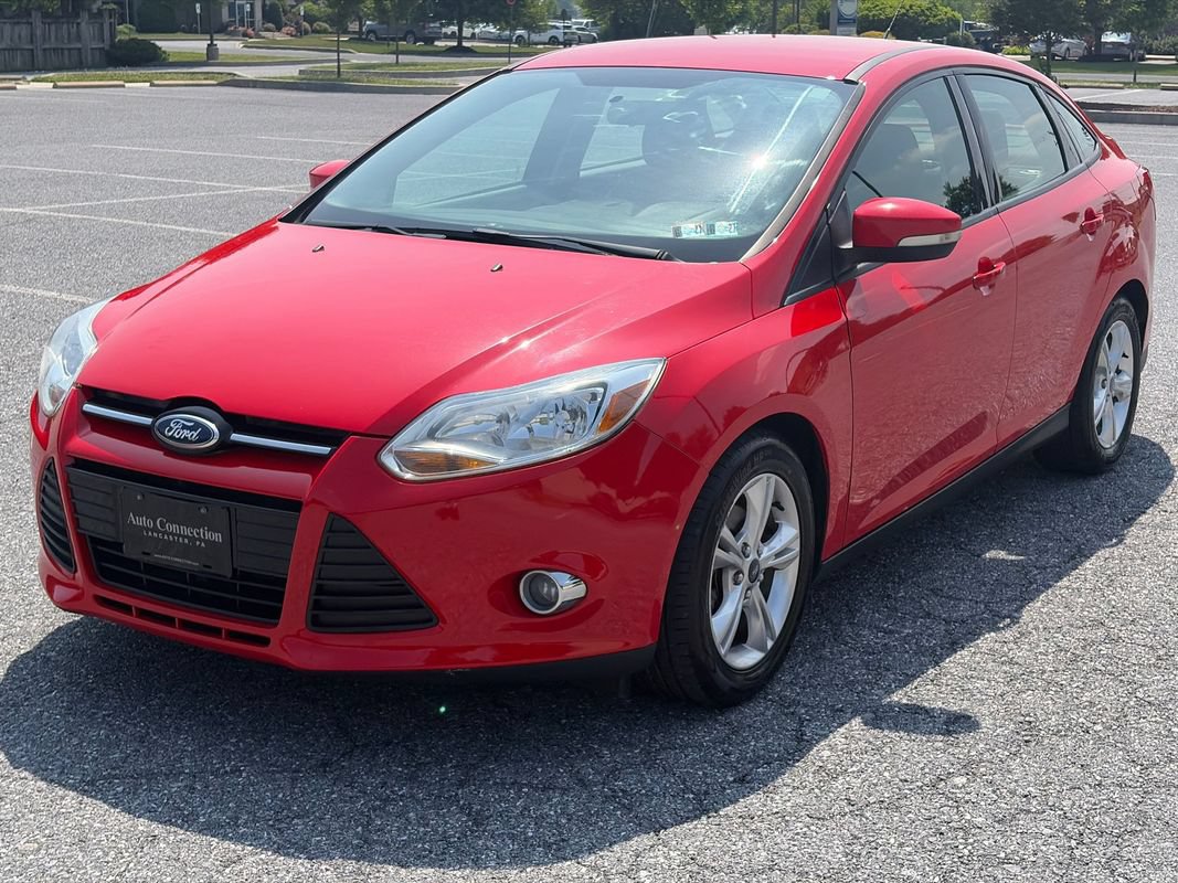 Used 2014 Ford Focus SE FWD image 4