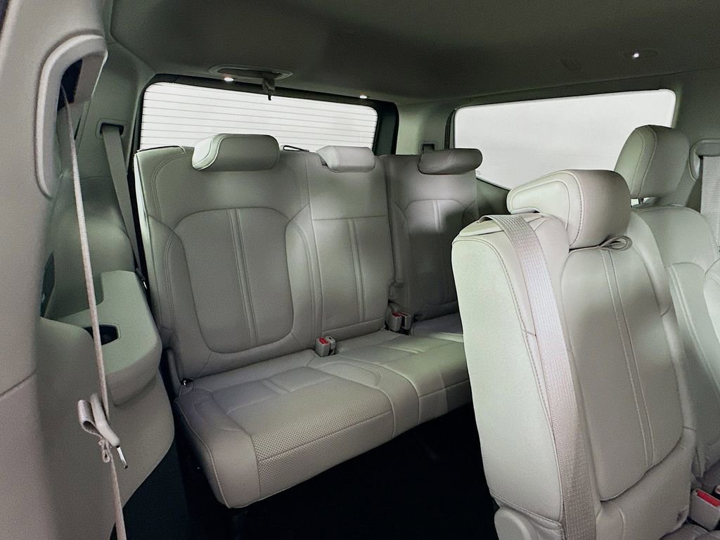 Used 2022 Jeep Wagoneer Series II image 35