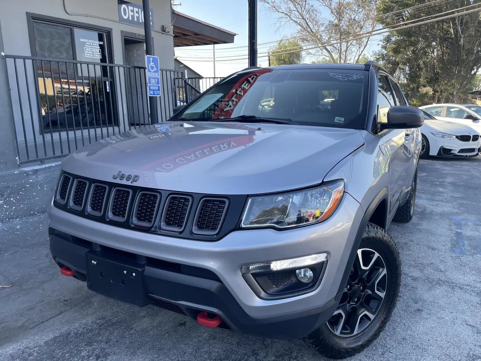 Used 2020 Jeep Compass Trailhawk AWD/4WD image 1