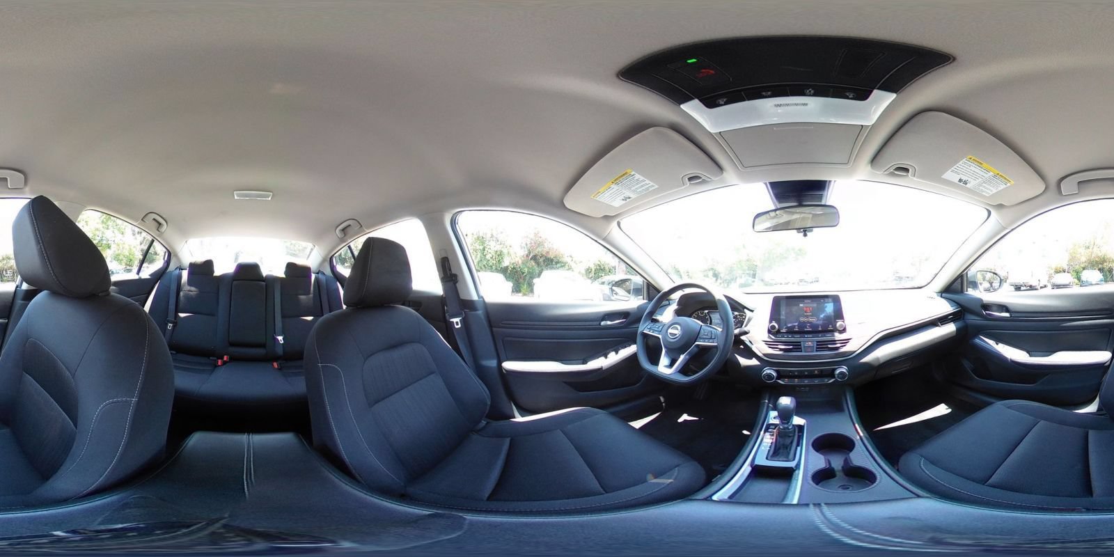 Used 2025 Nissan Altima 2.5 SV FWD image 42
