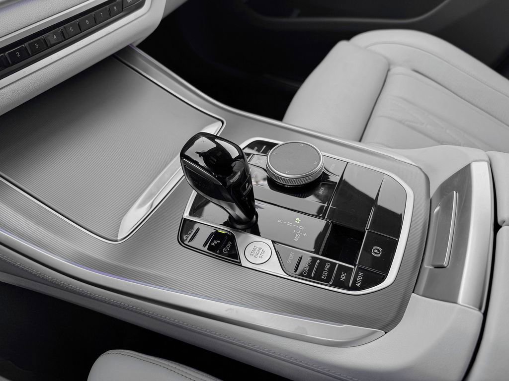 Used 2023 BMW X5 M50i image 26