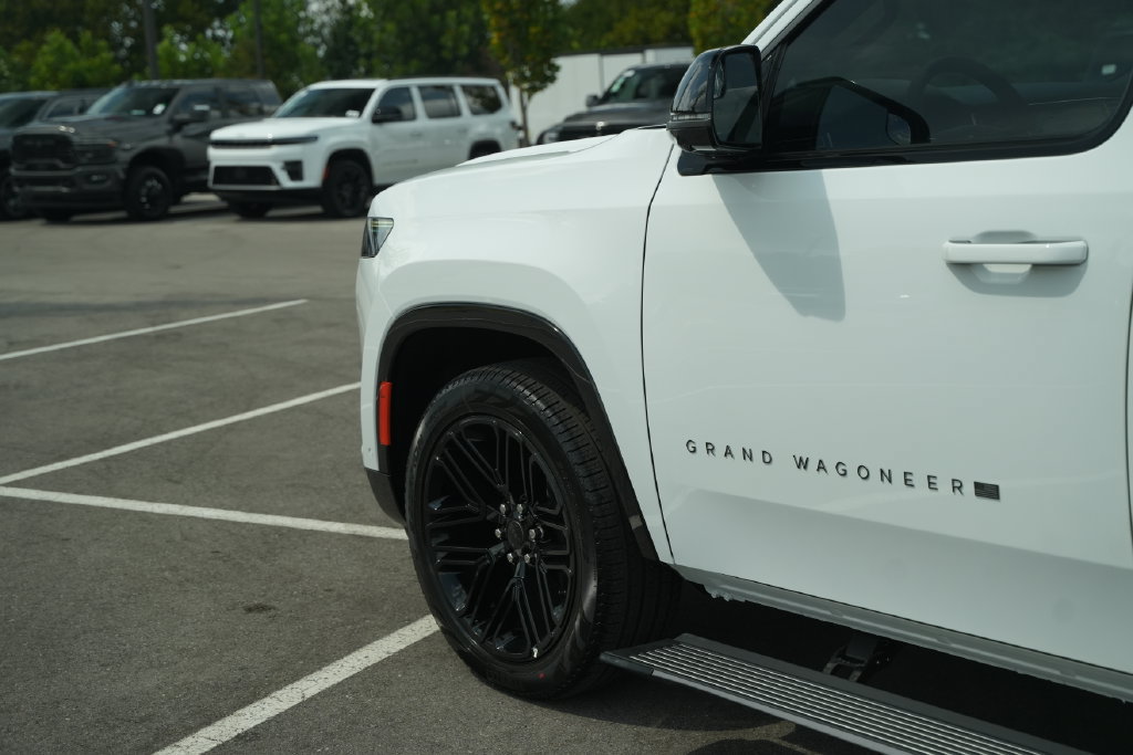New 2026 Jeep Grand Wagoneer Limited AWD/4WD image 45