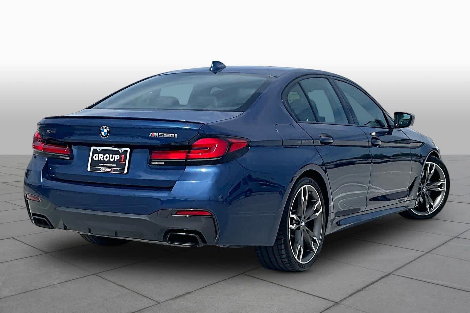 Used 2021 BMW M550i xDrive w/ Executive Package AWD/4WD image 12