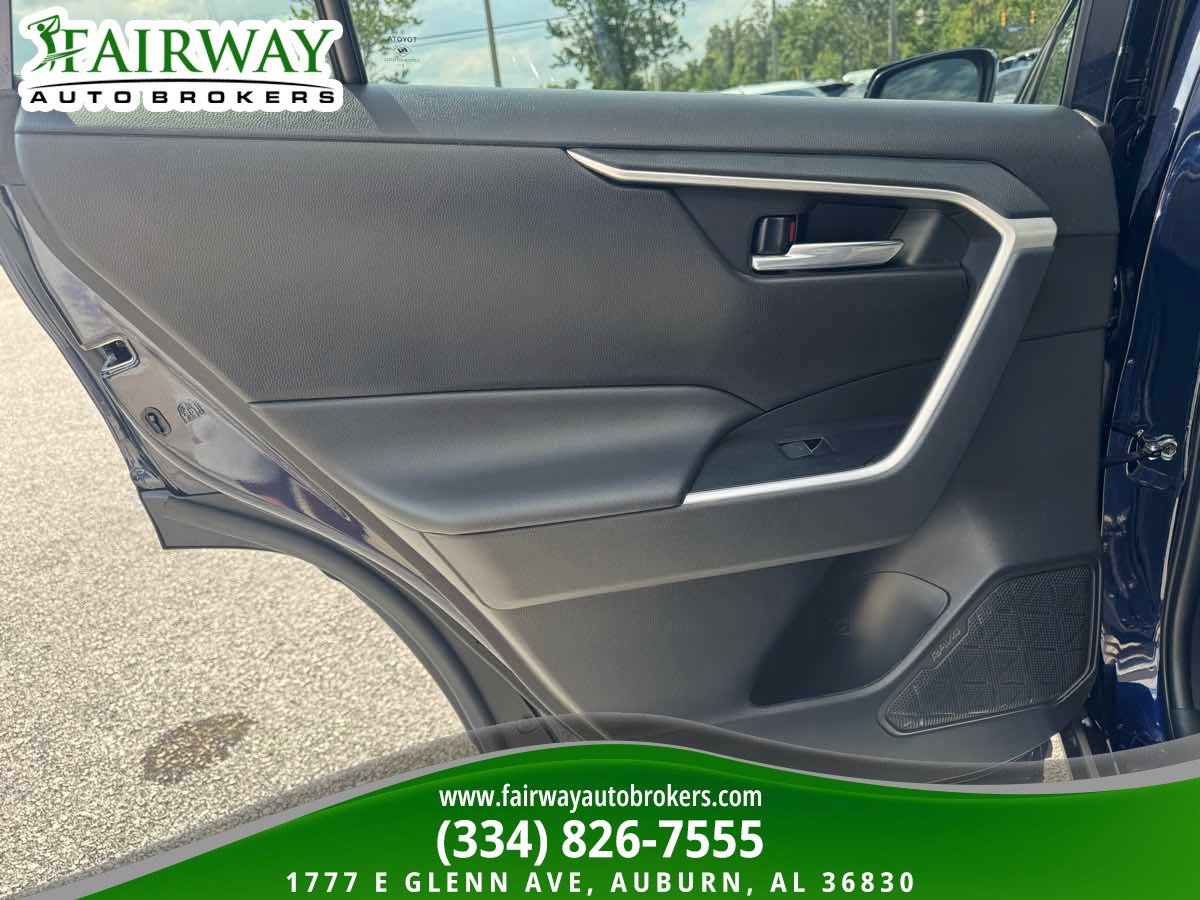 Used 2023 Toyota RAV4 XLE w/ Convenience Package FWD image 29
