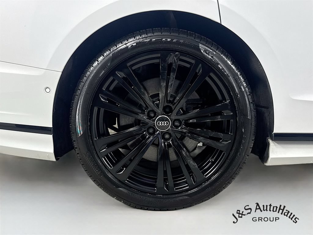 Used 2023 Audi A8 L 3.0T w/ Comfort Plus Package AWD/4WD image 40