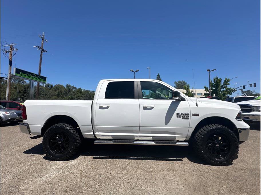 Used 2019 RAM 1500 Classic SLT w/ Luxury Group AWD/4WD image 9