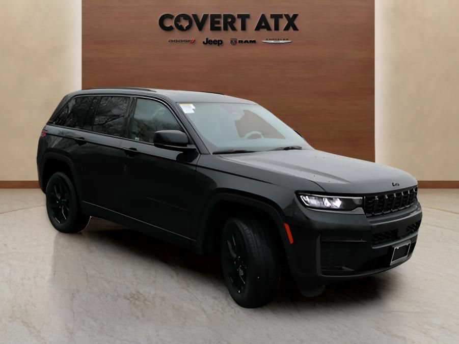 New 2026 Jeep Grand Cherokee Altitude AWD/4WD image 9