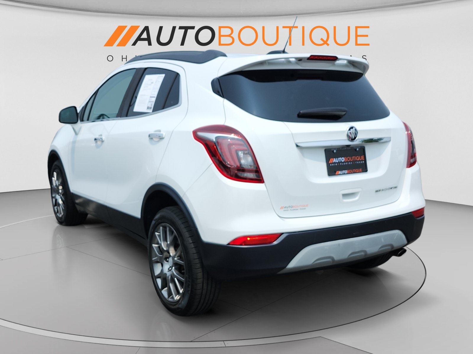 Used 2019 Buick Encore Sport Touring FWD image 3