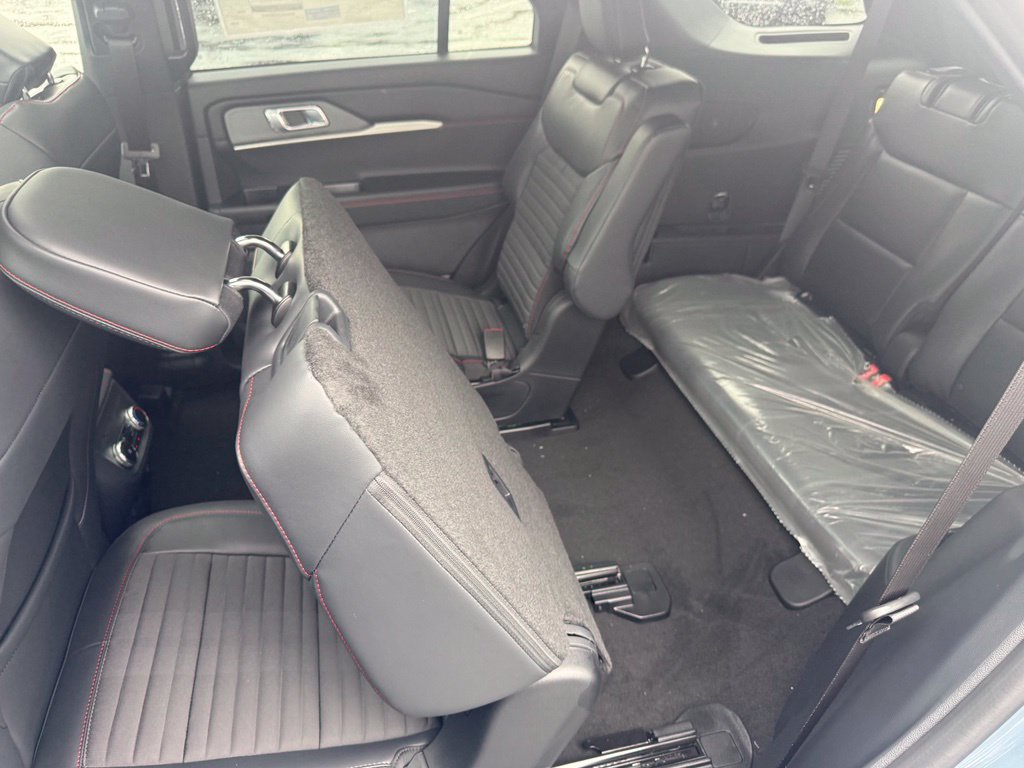 New 2026 Ford Explorer ST-Line w/ ST-Line Street Pack AWD/4WD image 35