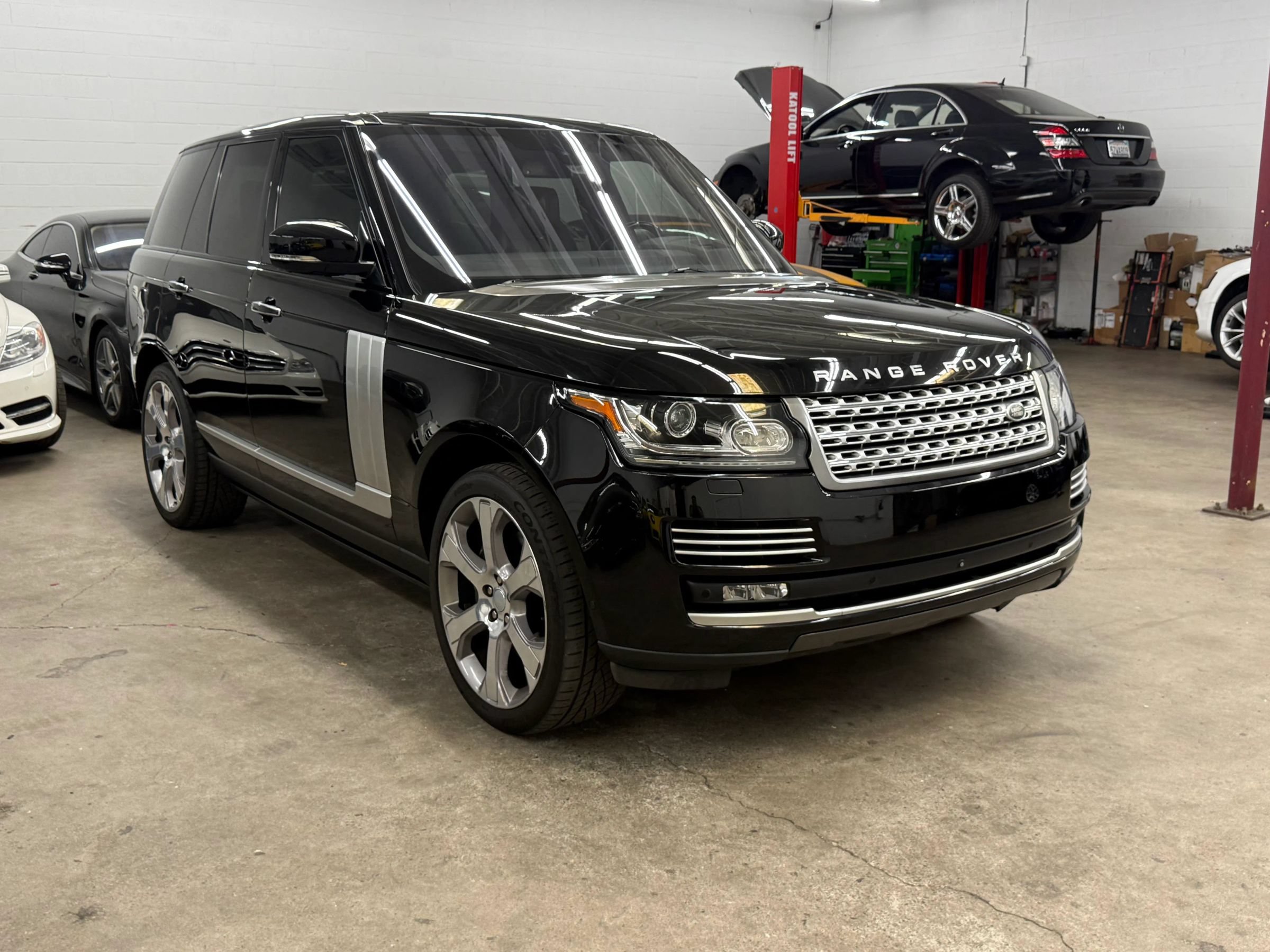 Used 2016 Land Rover Range Rover Autobiography AWD/4WD image 8