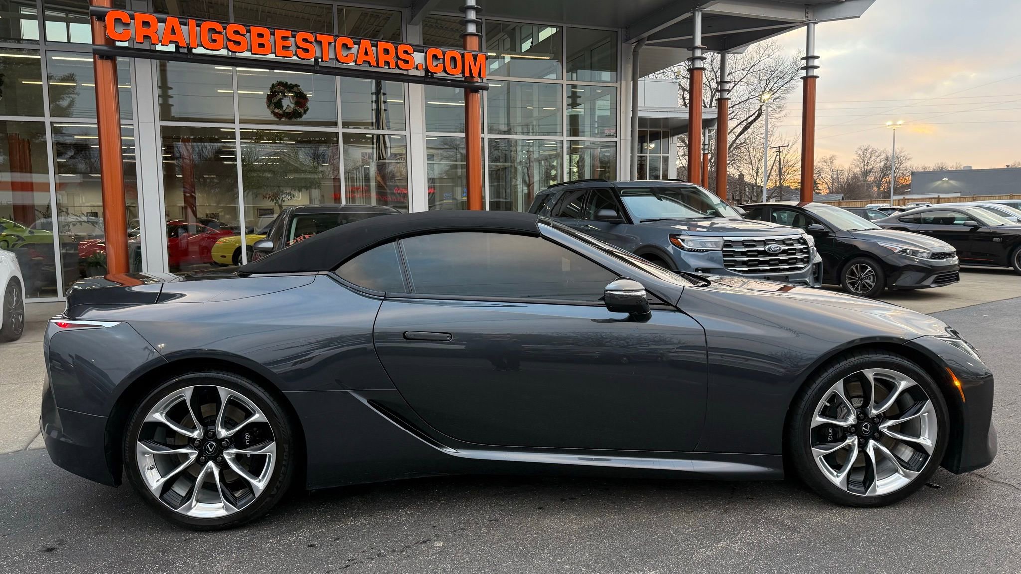 Used 2021 Lexus LC 500 Convertible image 17