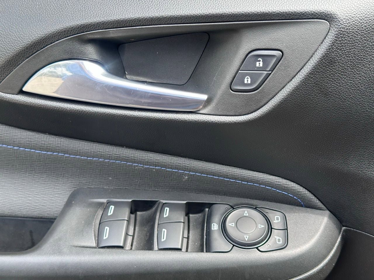 Used 2024 Buick Envista Sport Touring w/ Convenience I Package image 25
