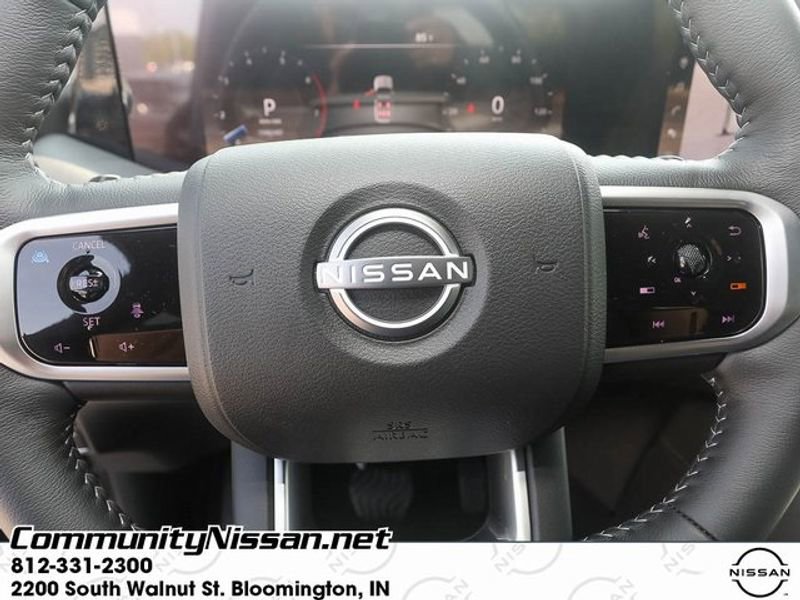 New 2025 Nissan Armada SL w/ Captain's Chari Seat Package image 12